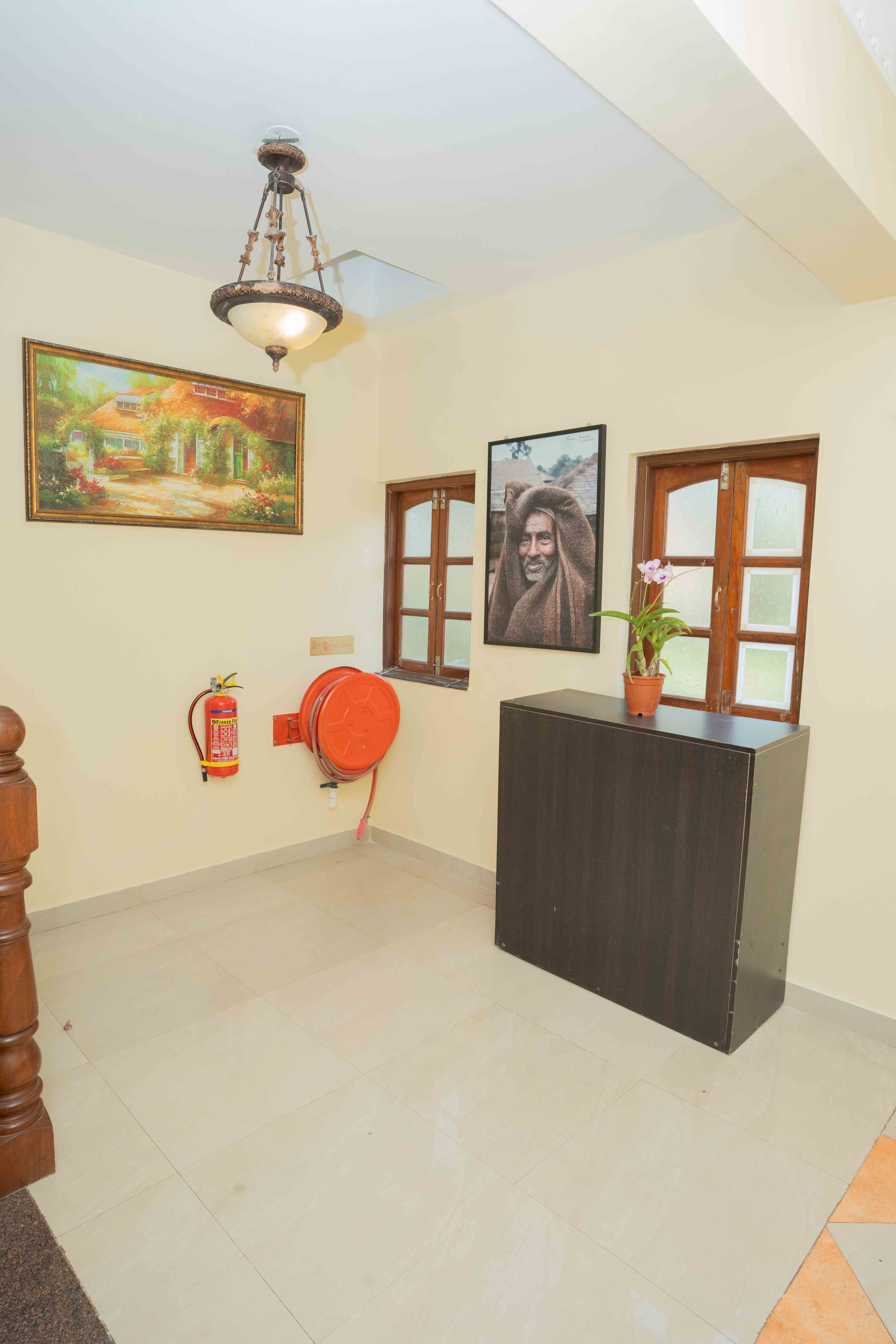 HOME GALLERY Image